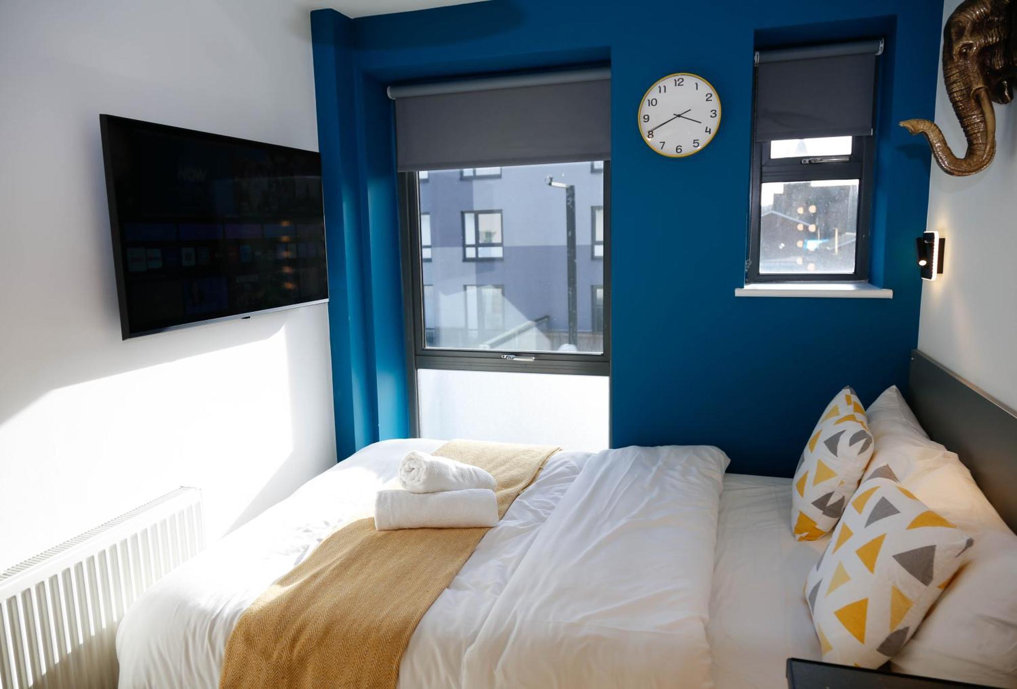 New Luxury Rooms In The Heart Of London Next To Shops, Cafes, Bars & Metro With Shared Bathrooms Екстериор снимка