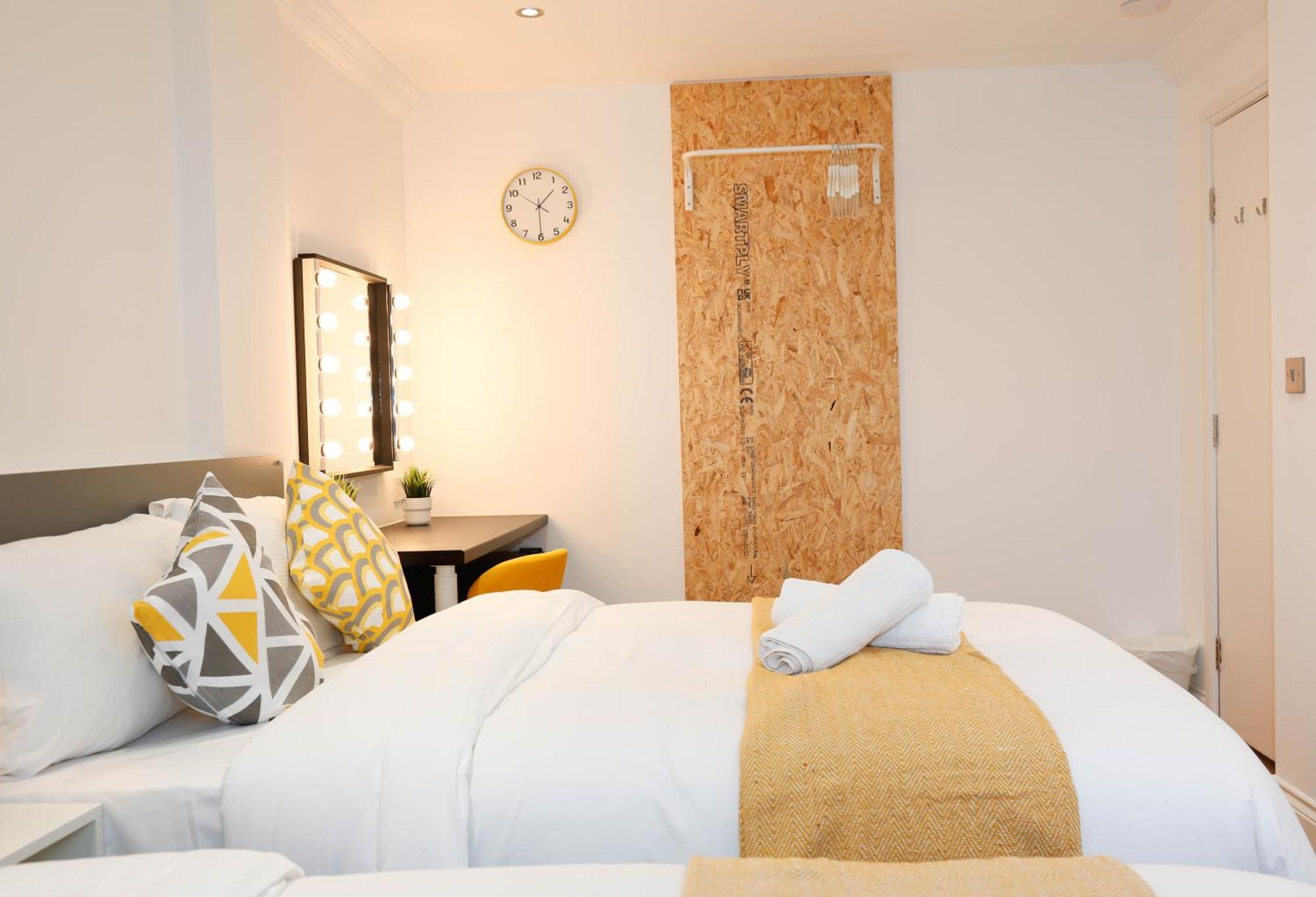New Luxury Rooms In The Heart Of London Next To Shops, Cafes, Bars & Metro With Shared Bathrooms Екстериор снимка