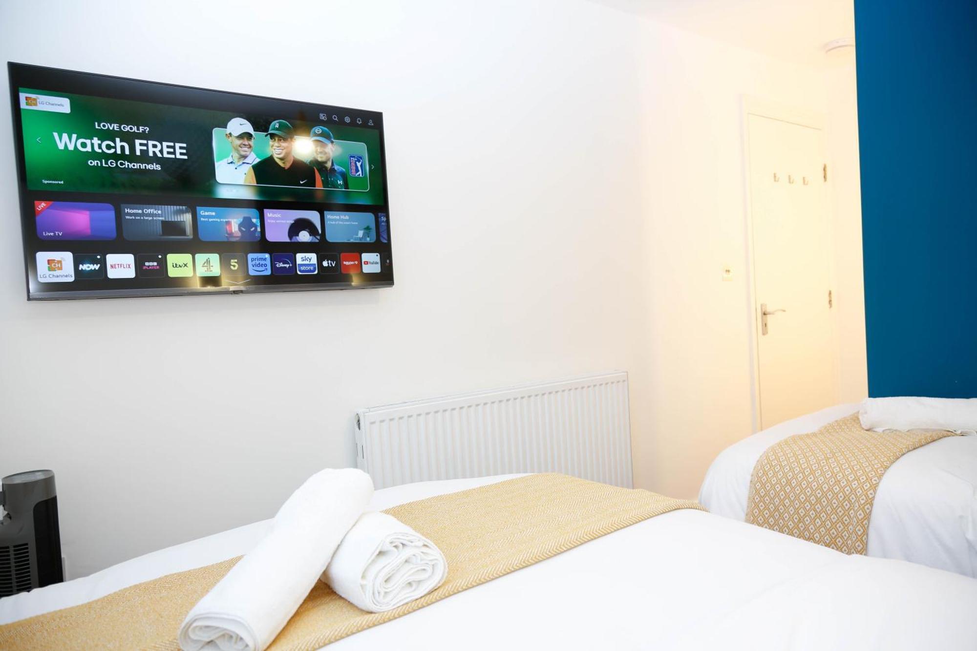 New Luxury Rooms In The Heart Of London Next To Shops, Cafes, Bars & Metro With Shared Bathrooms Екстериор снимка
