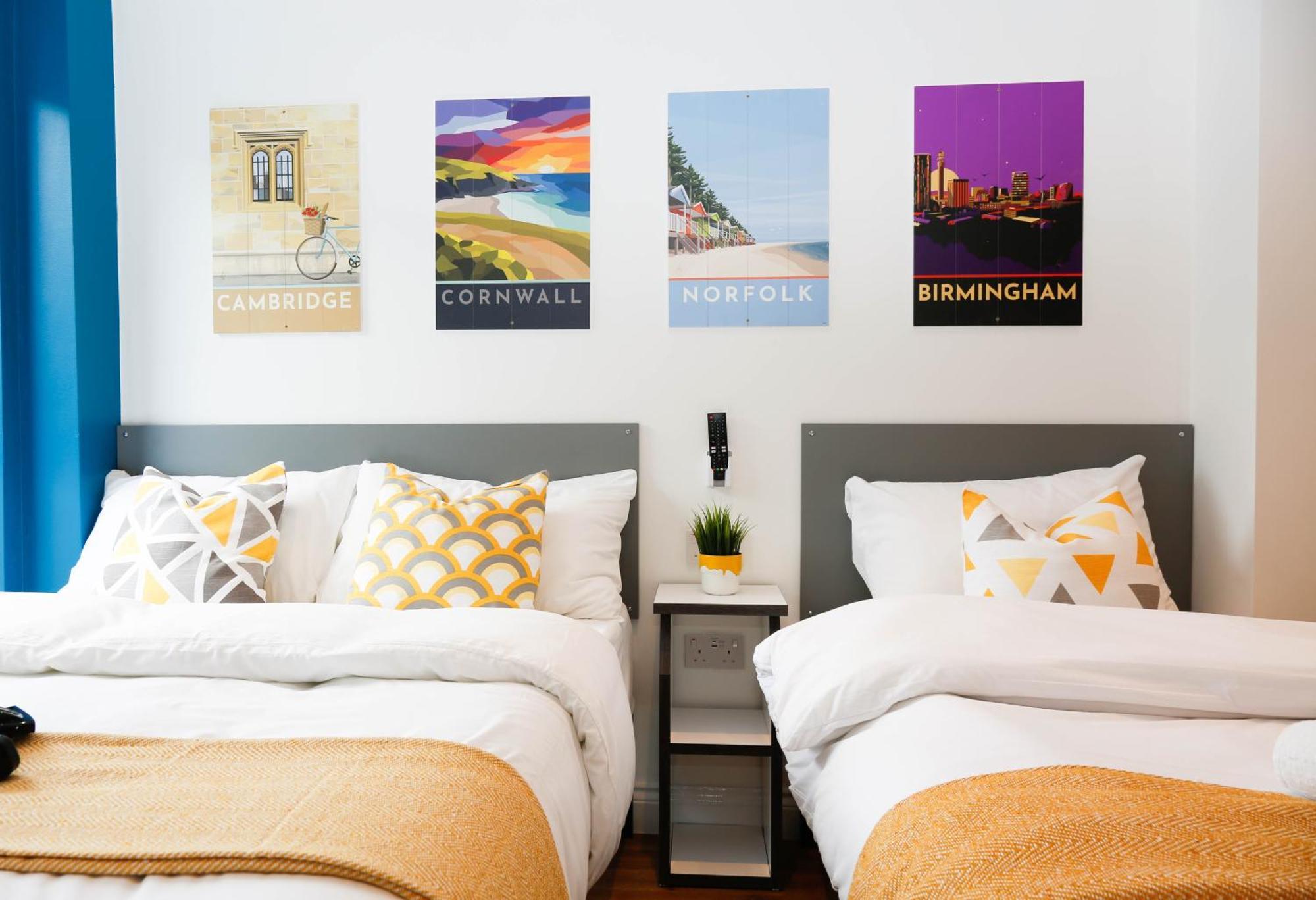 New Luxury Rooms In The Heart Of London Next To Shops, Cafes, Bars & Metro With Shared Bathrooms Екстериор снимка