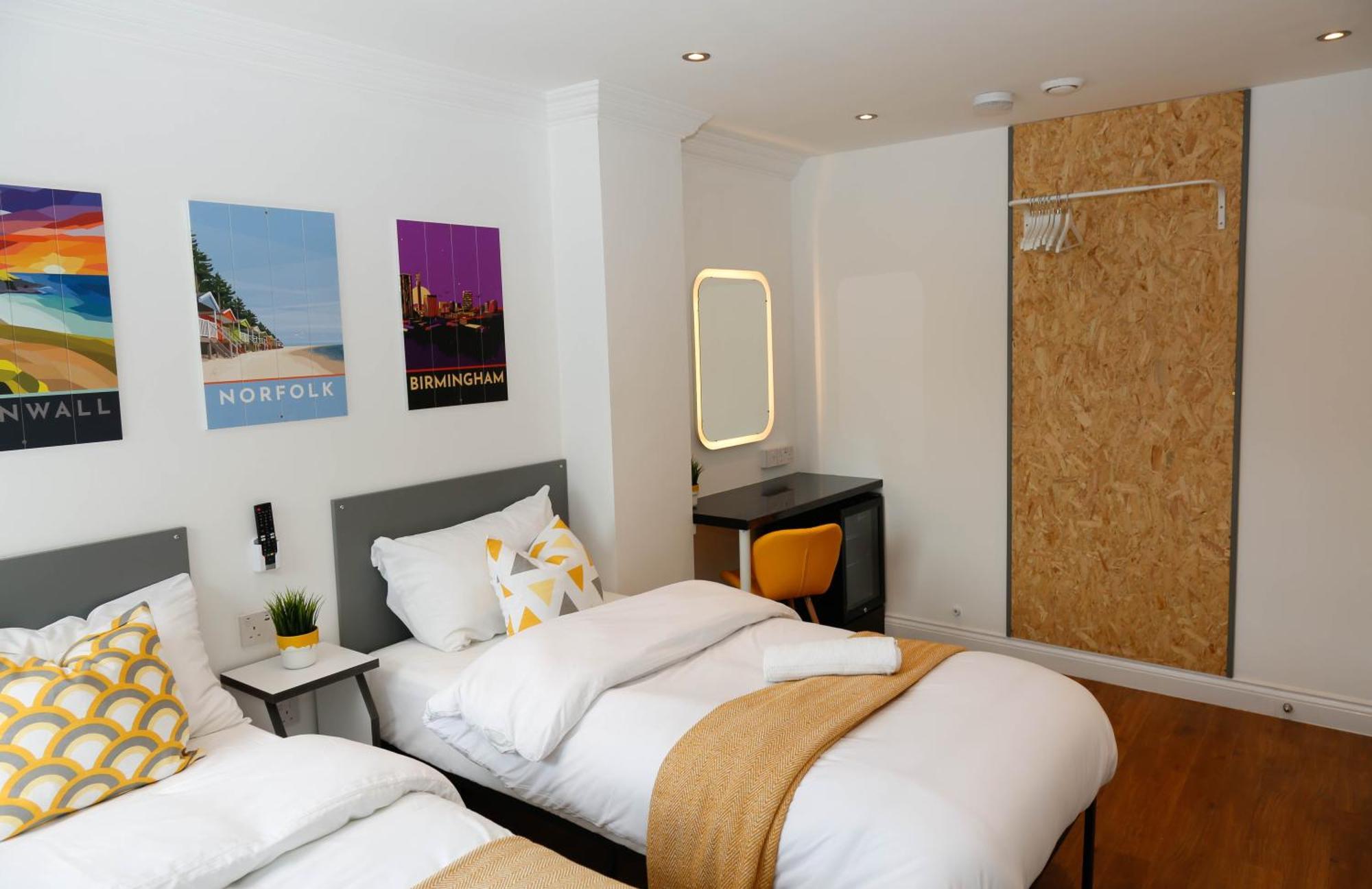 New Luxury Rooms In The Heart Of London Next To Shops, Cafes, Bars & Metro With Shared Bathrooms Екстериор снимка